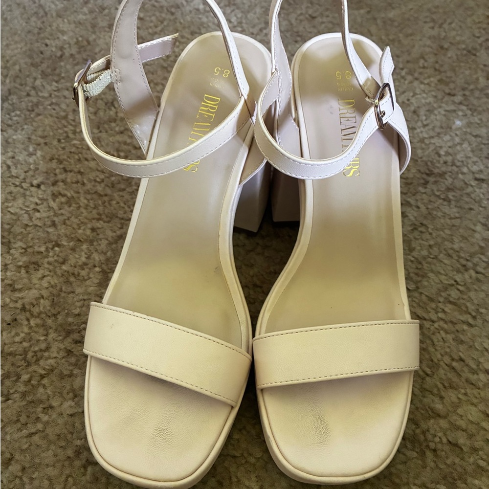 Dream Pairs Cream Heels Minimalist Design